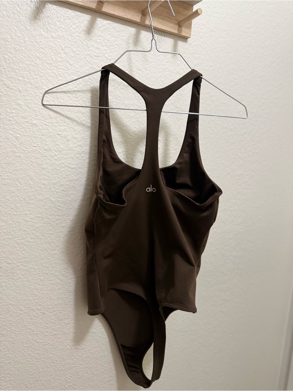 Alo Sleek Back Bodysuit - Picture 5 of 5